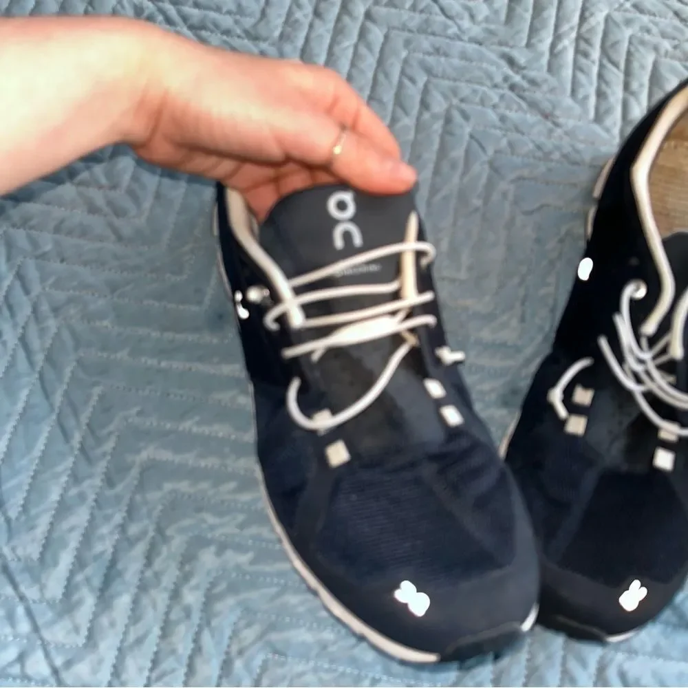 On Running Men's Cloud 5 Sneakers size 12